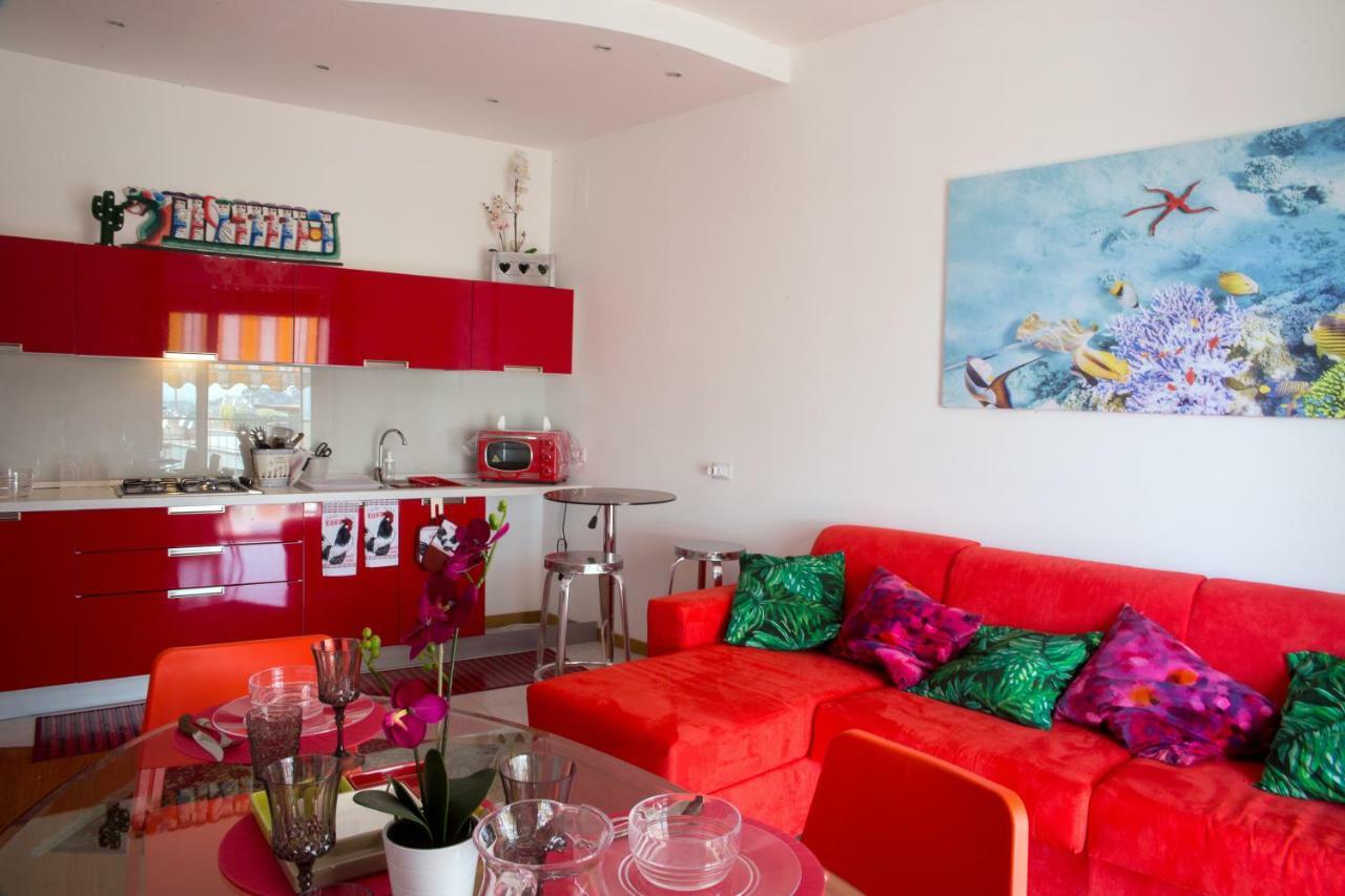 Le Terrazze Del Sole Apartment เนเปิลส์ ภายนอก รูปภาพ