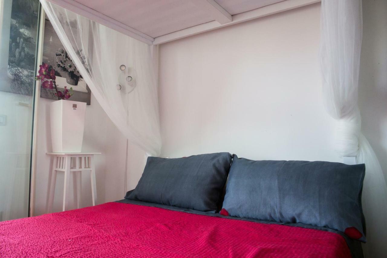 Le Terrazze Del Sole Apartment เนเปิลส์ ภายนอก รูปภาพ