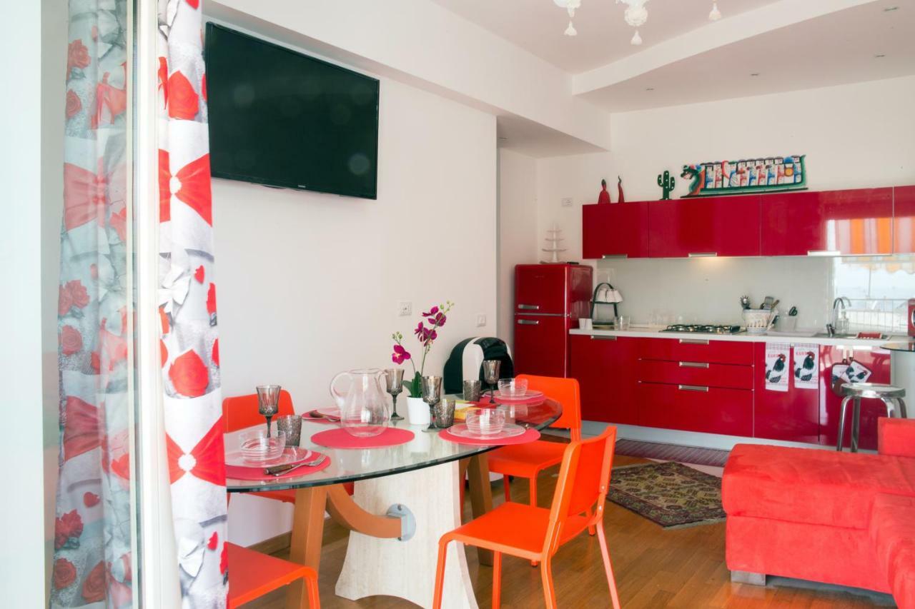 Le Terrazze Del Sole Apartment เนเปิลส์ ภายนอก รูปภาพ
